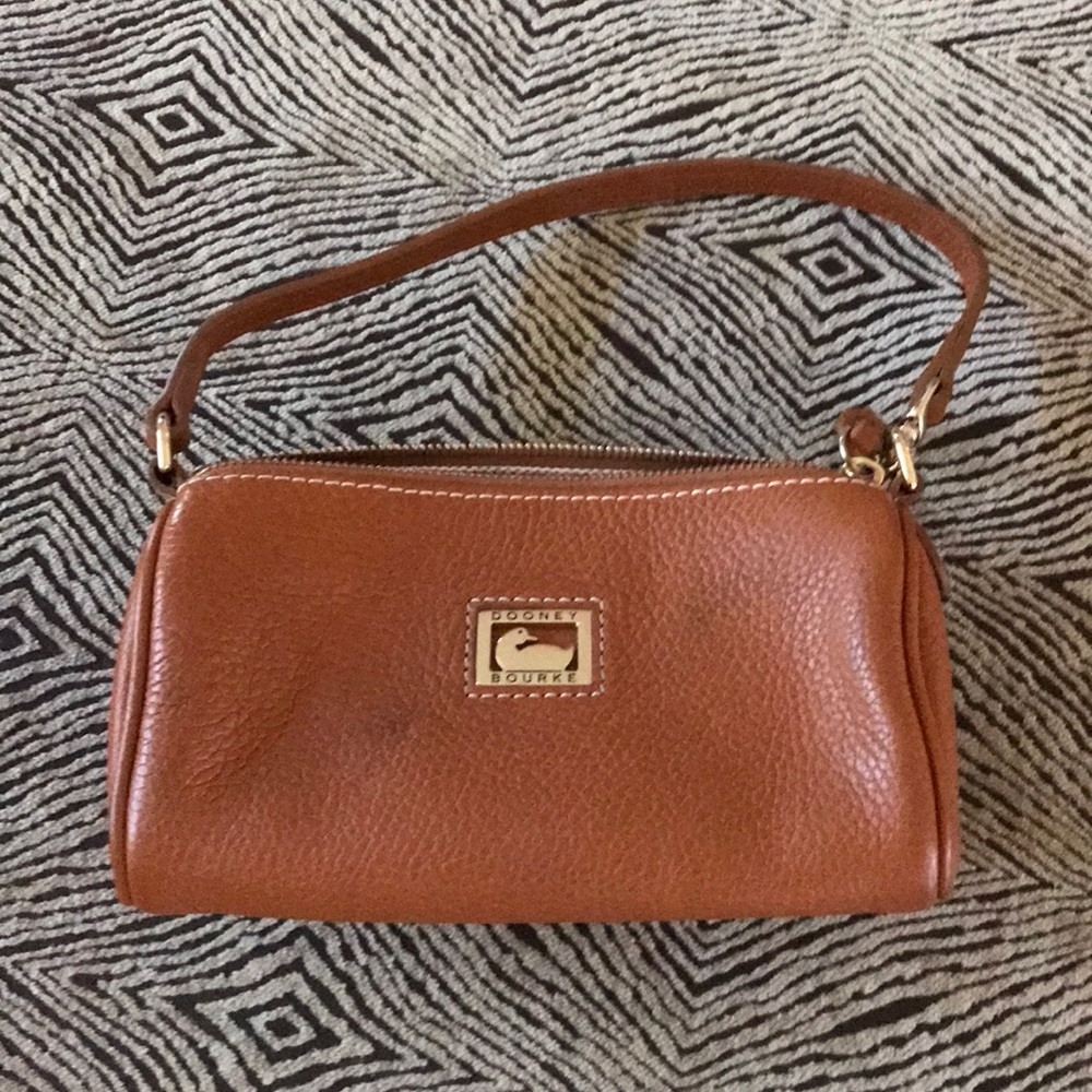 Dooney & Bourke Barrel Bag